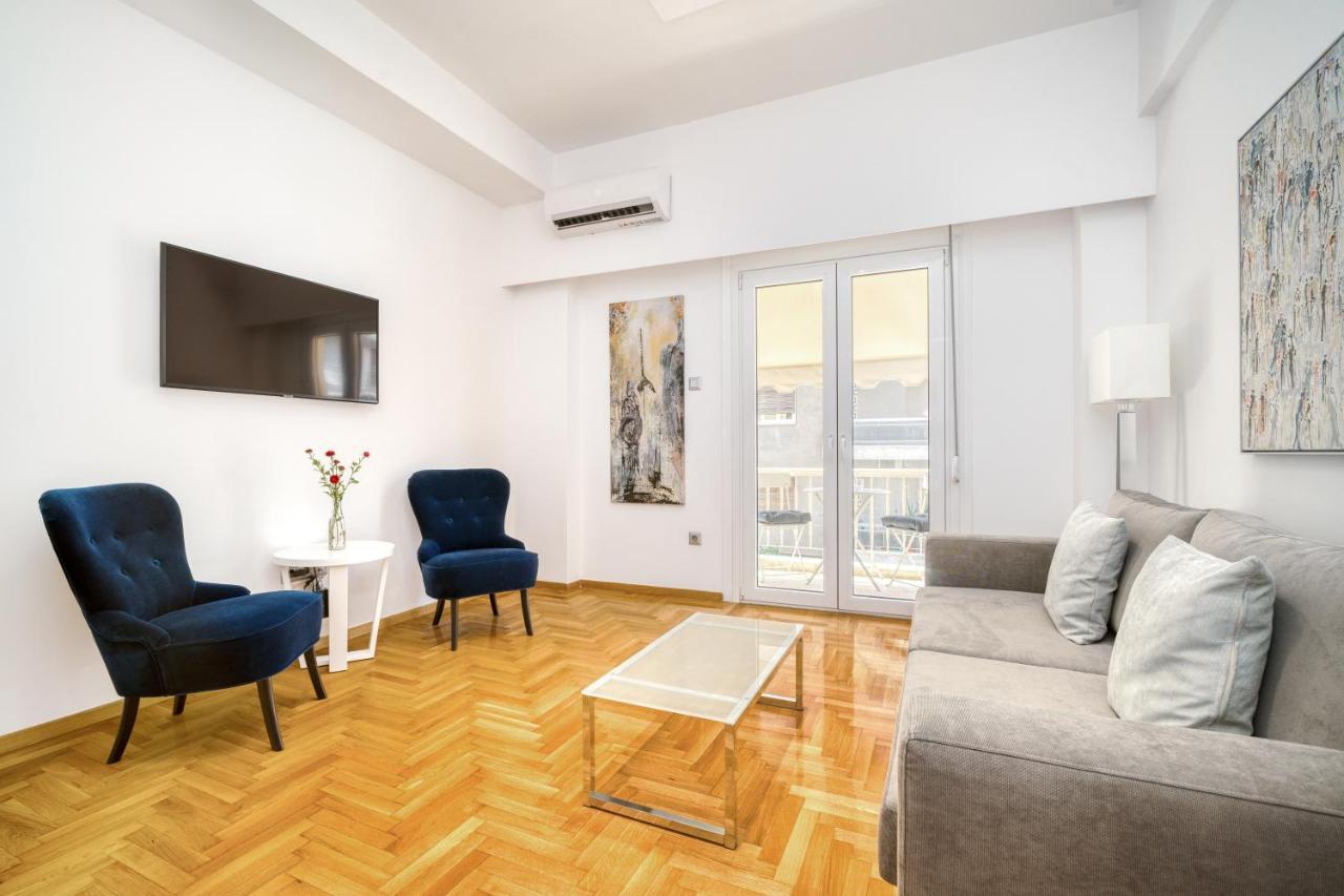 Elegant Light Two Bedroom Apartment In City Center Athens Exterior photo